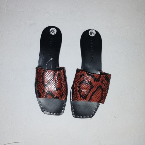NewFreda Salvador Snakeskin Slide Sandals Size 6.5Studded SoleNew No Box